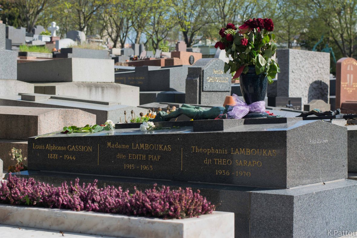 Père Lachaise Cemetery