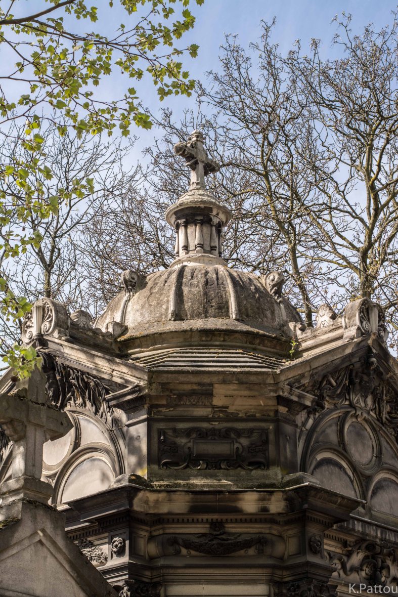 Père Lachaise Cemetery
